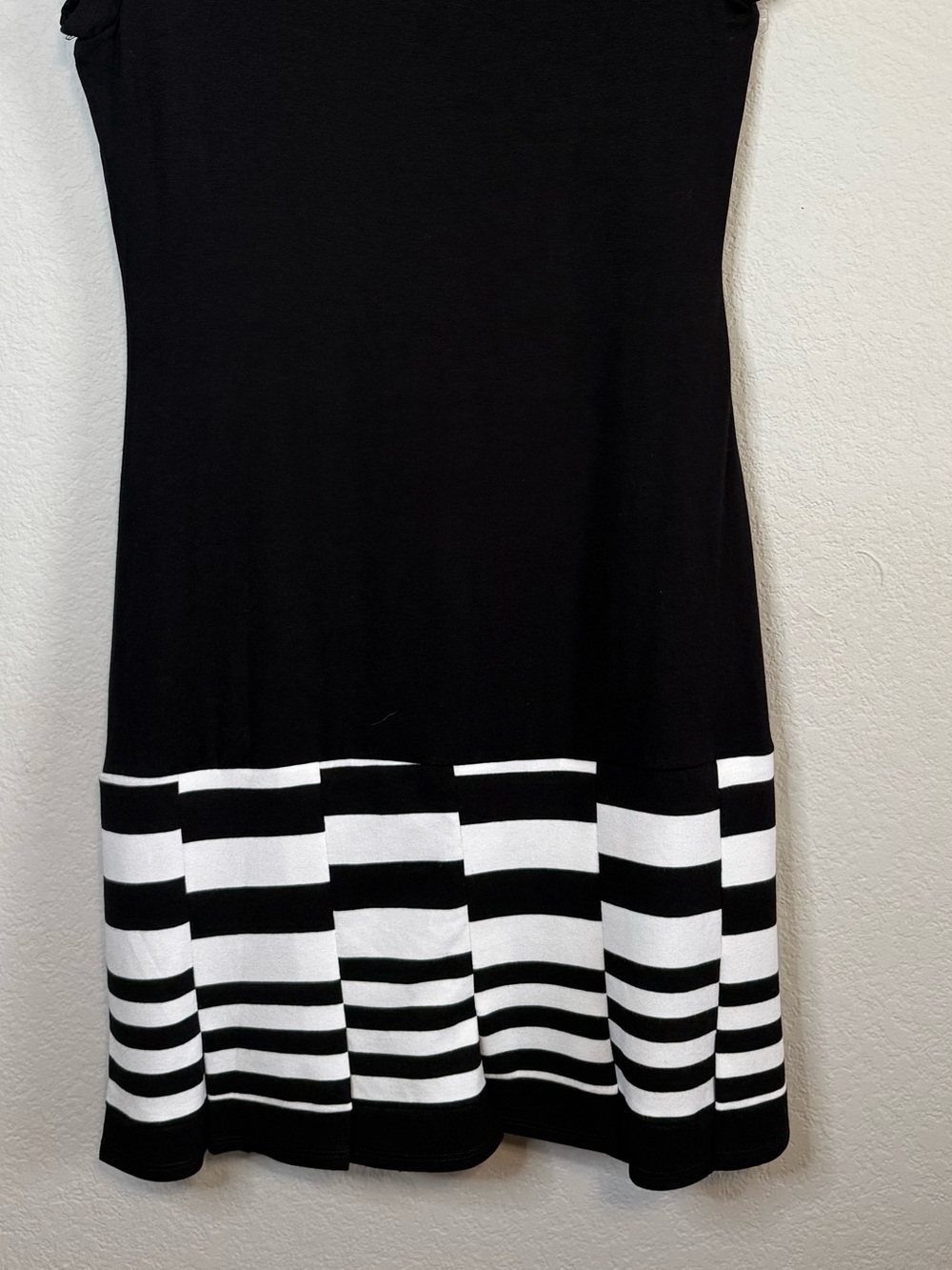 Carmen Marc Valvo Longline Retro Black White Slinky Dress Y2K Abstract Mini Sz S - Picture 10 of 12